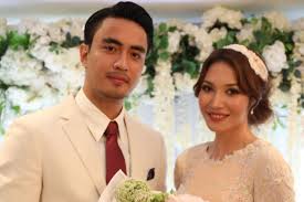 1 februari 1995 asal : Zahirah Macwilson Aiman Hakim Bertunang Di Perth Hiburan Mstar