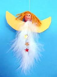 Engel Aus Federn Und Holzperlen Weihnachten Basteln Meine Enkel Und Ich Weihnachtsbasteln Basteln Weihnachten Basteln Mit Kindern Weihnachten