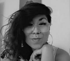 NATALIA ROJAS lee Ahíto