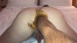 Fisting ass full of shit - ThisVid.com