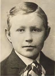 Grant Wood. Part 1. The early years of the American Regionalist painter