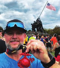 MIRANDO HACIA ADELANTE