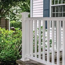 Fade resistant and built to last, the walton straight vinyl railing kit is produced leveraging our exclusive, engineer. Veranda Traditional 8 Ft X 36 In White Rail Stair Kit Without Brackets Amazon Com