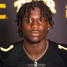 Ellis Rogers (@ellisrogers_)