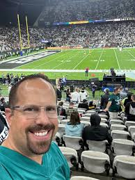 Visiting all NFL stadiums and experiencing fan bases