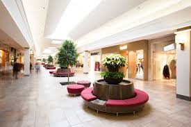 Bayview Village In Toronto On Designed By Gh A Centro Comercial Disenos De Unas Decoracion De Unas