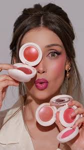 Rare Beauty Soft Pinch Luminous Powder Blush in Shade 'Happy' Review