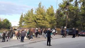 Βρες όλα τα καταστήματα ρούχων σε ωραιόκαστρο από το vrisko.gr. Wraiokastro Lh3h Synagermoy Farsa To Thlefwnhma Gia Bomba Pellanews