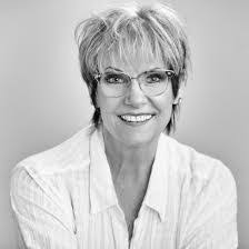 Patricia Hartman's Instagram, Twitter & Facebook