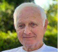 Lenny Peterson's Instagram, Twitter & Facebook