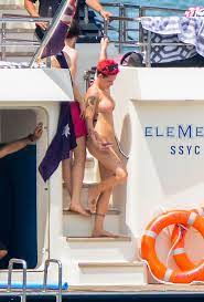 Halsey wears naked bikini to soak up the sun on luxury yacht off the coast  of Sydney with rumoured boyfriend Yungblud | The Sun