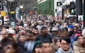Boxing Day Sales Stats Facts And Pictures As Queues Form Overnight For Bargain Bonanza Cityam Cityam Though tier 4 coronavirus restrictions prevent many of those across the uk from hitting the shops this year, some britons were seen queueing up outside stores including next from 4am on saturday morning in.