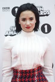 Скачивай и слушай demi lovato confident confident 2015 и demi lovato confident на zvooq.online! Demi Lovato 2015 Bbc 1 Teen Awards In London Celebmafia