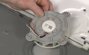 چگونه صدای فن یخچال را کم کنیم | راهنمای عملی