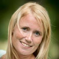 300+ perfiles de «Bibi»