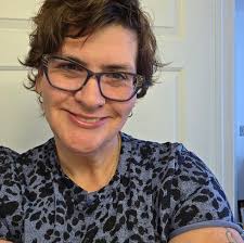 Swiftie trivia game: answer 4 questions to win