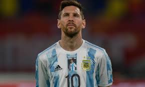 La selección argentina sub 23 comenzó su preparación para los juegos olímpicos de tokio con una victoria 1 a 0 ante japón con gol de cabeza de adolfo gaich. Argentina Homenajea A Maradona Con Su Rostro En La Camiseta Ante Chile