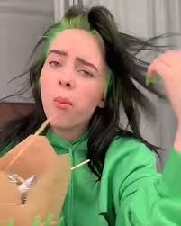 Billie Hasn T Worn Anything But Green The Past Few Days Billie Billie Eilish Celebs