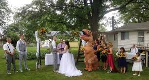 Maid Of Honor Dresses As T Rex In Garbage White Trash Wedding Eric Zane Show