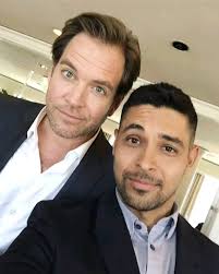 Let me feel the love! True fans, give me a BIG YES!!! ❤️🙌💃🛵 🌍 😺 😂 ❣️