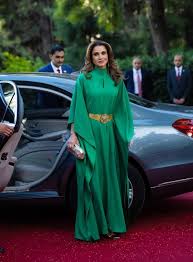 Hoàng hậu Jordan - Biểu tượng thời trang với style sang trọng, thanh lịch