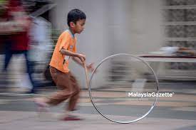 More images for artikel permainan tradisional malaysia » Lensa Mg Muzium Negara Imbau Permainan Tradisional Klasik