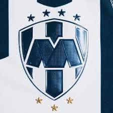Fue fundado el 28 de junio de 1945, juega de local en el estadio bbva y está ubicado en guadalupe, en la zona metropolitana de monterrey. Liga Mx Rayados De Monterrey Cambia De Escudo Por Su Aniversario