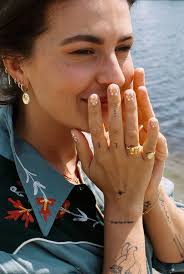 Eleanor Summers (eleanorsummers)