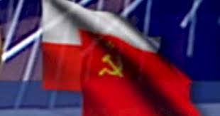 Telewizja polska, na którą miliony widzów płacą abonament, która ma edukować polaków i pokazywać światu to, co w kraju wartościowe, w programie informacyjnym myli flagę rosji ze sztandarem zsrr. Tvp Pomylila Flage Rosji Z Zsrr Wyrzuca Technika Przez Pomylke Flag Rosji I Zsrr