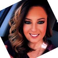 Tina Lincecum's Instagram, Twitter & Facebook