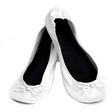 Hacerse con unas bailarinas para boda invitados buenas no tendría porque suponer un gasto es decir, un presupuesto ponderado se ubica entre 10 y 20 euros, y un consejo, no confies en. Bailarinas Plegables Boda Una Boda Original