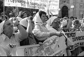 Es la mamá de patricia rossana maddalena de romero, secuestrada y desaparecida el 28 de agosto de 1976 a los diecinueve años de edad. A 40 Anos Del Nacimiento De Madres De Plaza De Mayo El Litoral Noticias Santa Fe Argentina Ellitoral Com