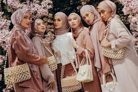 Takbiran idul fitri 2021 terbaru sangat merdu. 10 Tren Fashion Hijab Viral Pada Lebaran 2021