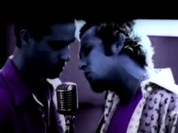 Waiting on a sunday afternoon for what i've read between the lines your lies feelin' like a hand in rusted shame so do you laugh at those who cry? Stone Temple Pilots Thank You 2003