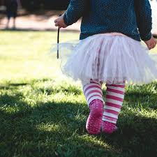 The toys below are recommended based on the general interests of children at 3 years old. 10 Fun Montessori Learning Activities Games For 3 Year Olds