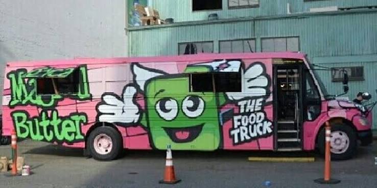 Magic Food Truck — Catering food and drink supplier food truck in Bridgeport, Connecticut