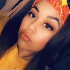 Selena James (SenaBena98)