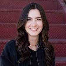 Loren Mock's Instagram, Twitter & Facebook