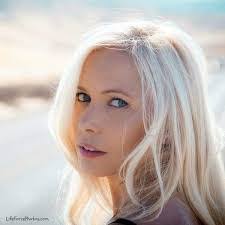 Lianna Murphy's Instagram, Twitter & Facebook