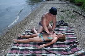 Big busted granny in bikini gives a blowjob and gets shagged outdoor -  Pichunter