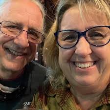 The roads are icing up, better not to drive or walk tonight. It's like an  ice rink! Black ice everywhere! Please be careful!