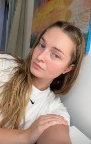 Hi Everyone, thank you for all the requests but I now have five pen pals  and that is all I can take. God bless.