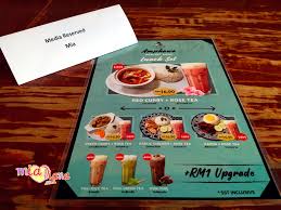 Berkonsepkan dari thai old culture dan floating market, suasana dalam amphawa boat noodle sangat unik dan menenangkan dengan landskap air terjun yang indah. Media Review Set Menu Baru Amphawa Boat Noodle Mia Liana