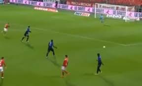 William saliba vs alexandre lacazette | what do you know? Video William Saliba S Nice Debut Nightmare As Brest Go 2 0 Up