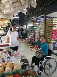 ตลาดฐานเพชร โควิด