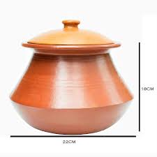 Clay pots are beloved around the world for their ability to cook especially delicious food, concentrating flavors and retaining heat with ease. Red Clay Handi Earthen Pots For Cooking 3 Ltr With Lid Clay Pot Cast Iron Pan Cast Iron Cookware Ecocraft India