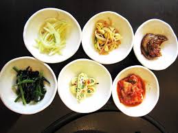 Learn about the different varieties of portable korean dishes that you can put in lunchboxes for your next picnic. 10 Korean Dishes To Try In Seoul Esl Language Studies Abroad