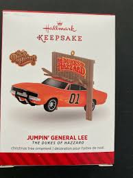 HALLMARK 2014 DUKES OF HAZZARD JUMPIN' GENERAL LEE KEEPSAKE ORNAMENT MINT