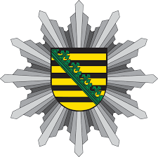 In die note zählt eine hohe zahl an faktoren, zum finalen ergebniss. Polizei Sachsen Wikipedia