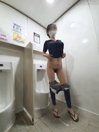 화장실 야노들~ > 성인게시판 | 야동AVMOV